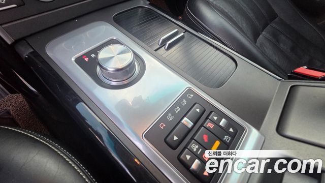Land Rover Range Rover 2011 — photo 9