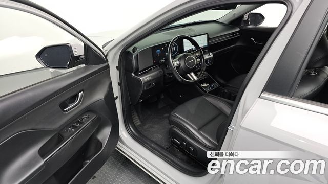 Hyundai Kona 2023 — photo 13