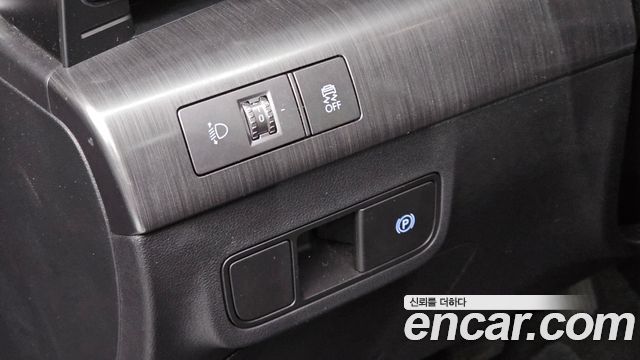 Hyundai Kona 2023 — photo 19