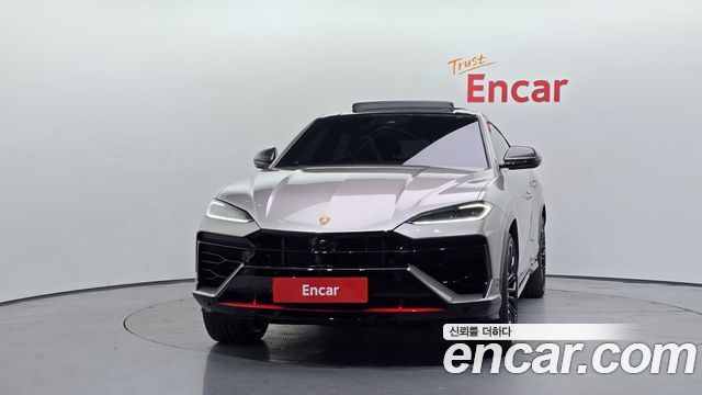 Lamborghini Urus 2025 — photo 3