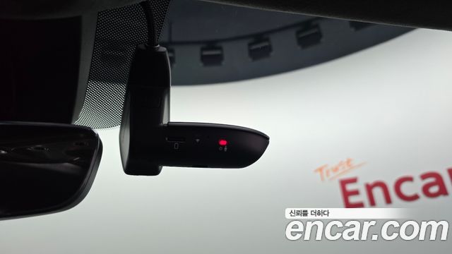 Lamborghini Urus 2025 — photo 26