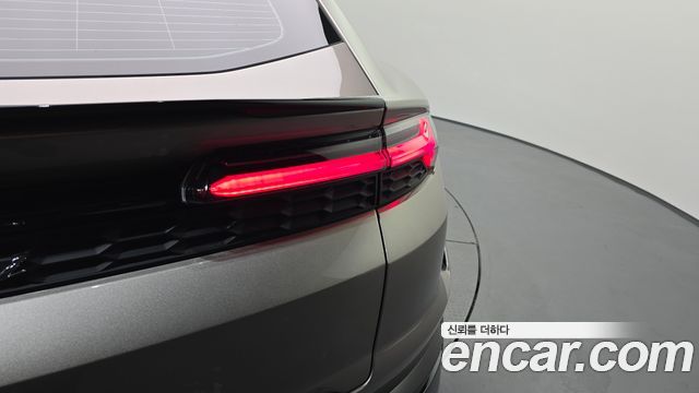 Lamborghini Urus 2025 — photo 9