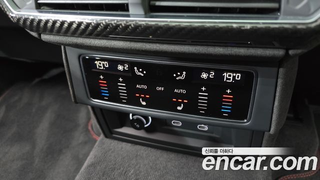 Lamborghini Urus 2025 — photo 29