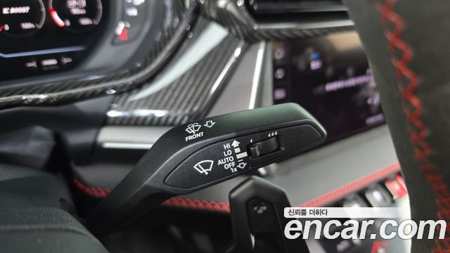Lamborghini Urus 2025 — photo 32