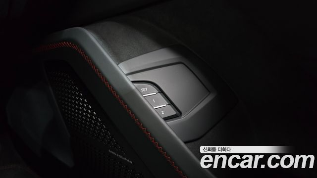 Lamborghini Urus 2025 — photo 40