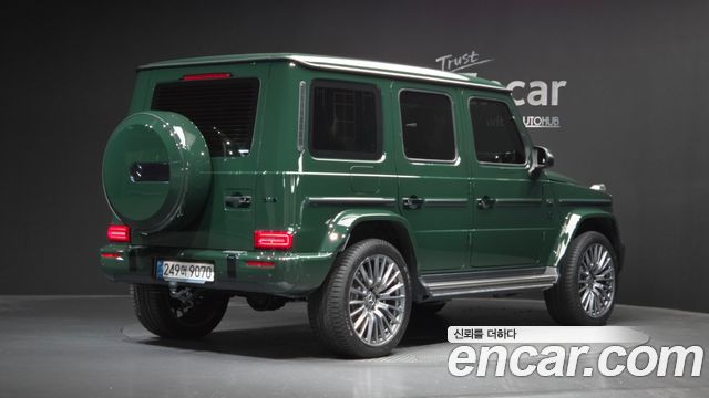 Mercedes-Benz G-Class 2025 — photo 2