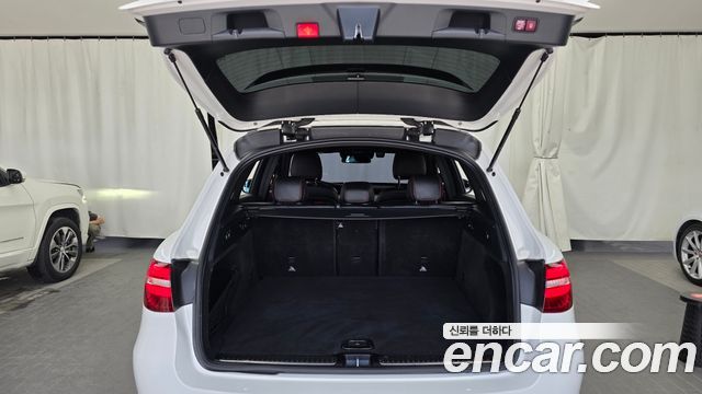 Mercedes-Benz GLC-Class 2018 — photo 20