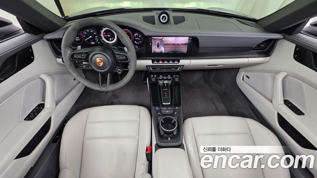 Porsche 911 2023 — photo 10