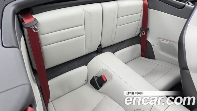 Porsche 911 2023 — photo 17