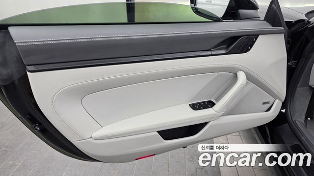 Porsche 911 2023 — photo 14