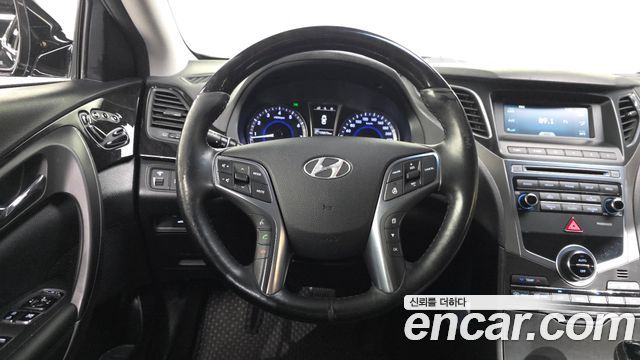 Hyundai Grandeur 2015 — photo 19