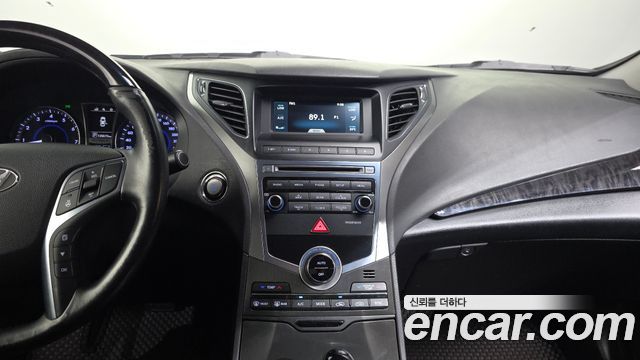 Hyundai Grandeur 2015 — photo 20
