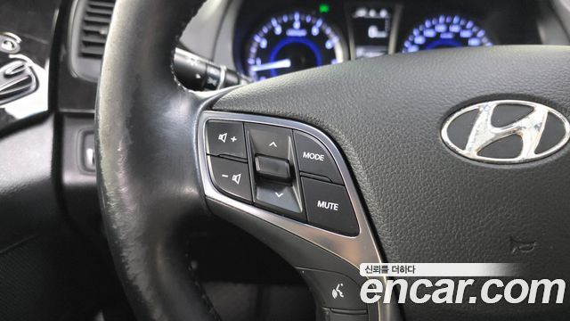 Hyundai Grandeur 2015 — photo 27