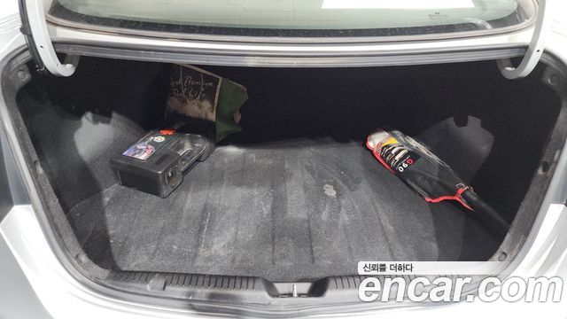 Hyundai AVANTE 2011 — photo 15