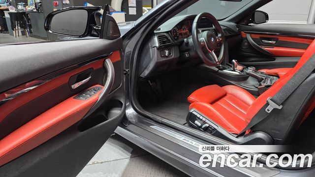 BMW M4 2016 — photo 10