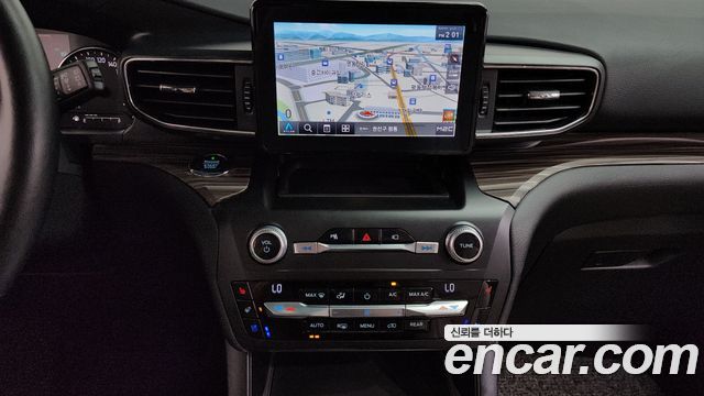 Ford Explorer 2020 — photo 13