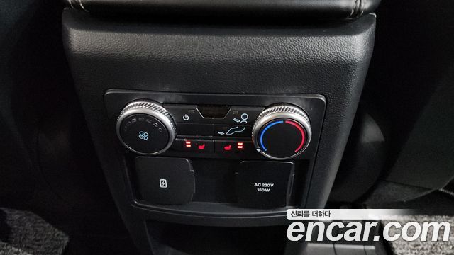 Ford Explorer 2020 — photo 16