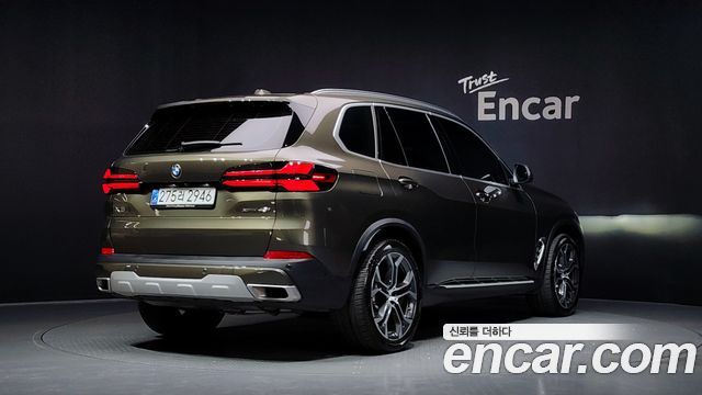 BMW X5 2025 — photo 2