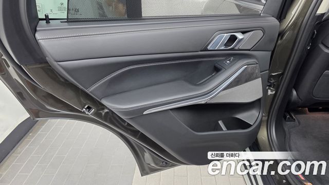 BMW X5 2025 — photo 15