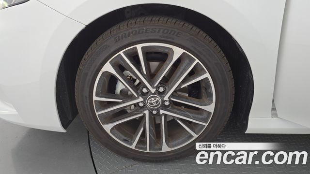 Toyota Camry 2025 — photo 5