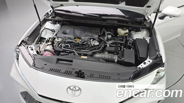 Toyota Camry 2025 — photo 6