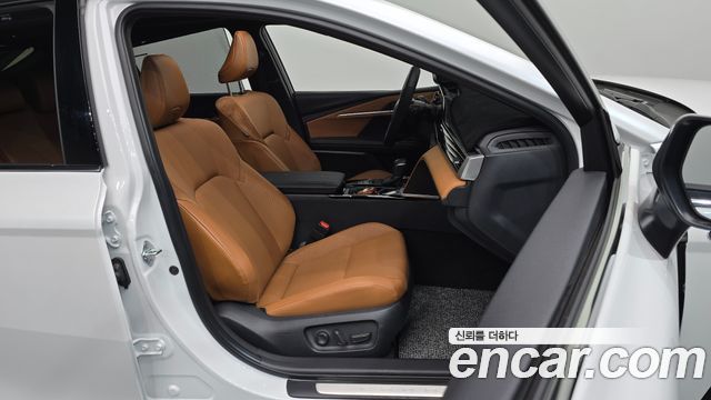 Toyota Camry 2025 — photo 12