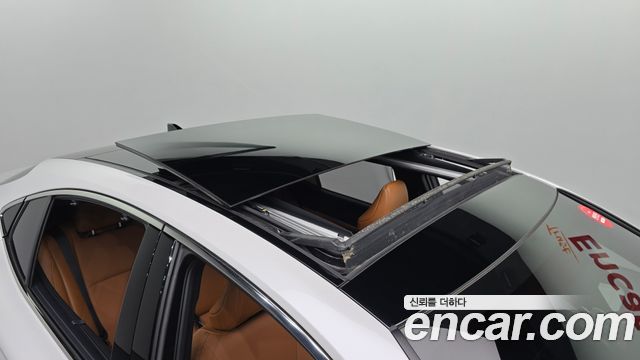 Toyota Camry 2025 — photo 20