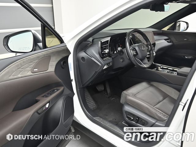 Lexus RX 2024 — photo 11