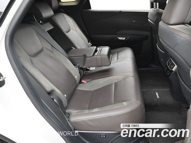 Lexus RX 2024 — photo 12