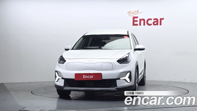 Kia Niro 2023 — photo 3