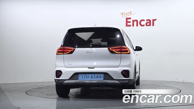 Kia Niro 2023 — photo 4