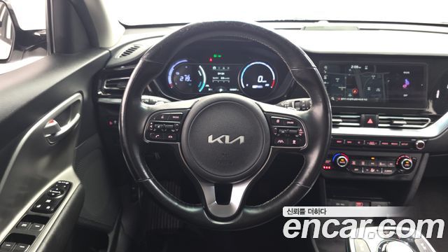 Kia Niro 2023 — photo 19
