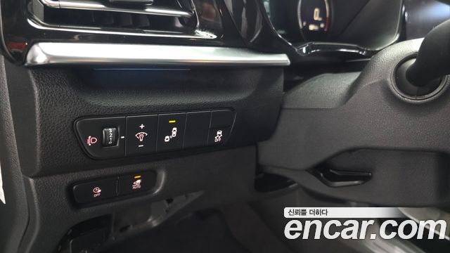 Kia Niro 2023 — photo 28