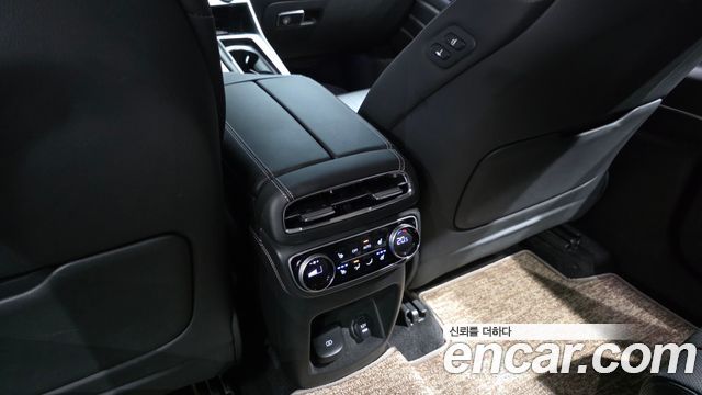 Genesis GV80 2022 — photo 24