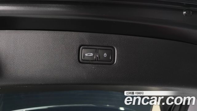 Genesis GV80 2022 — photo 27
