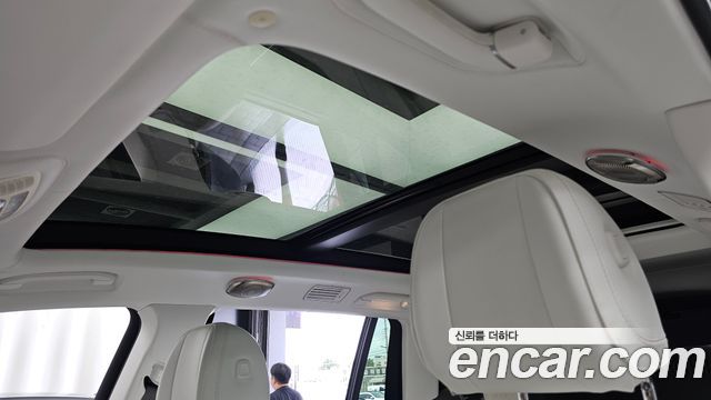 Mercedes-Benz GLS-Class 2023 — photo 24