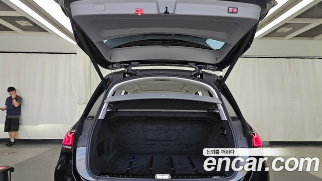 Mercedes-Benz GLS-Class 2023 — photo 26