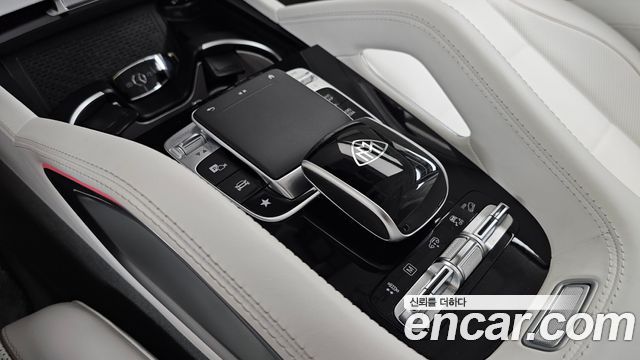 Mercedes-Benz GLS-Class 2023 — photo 29