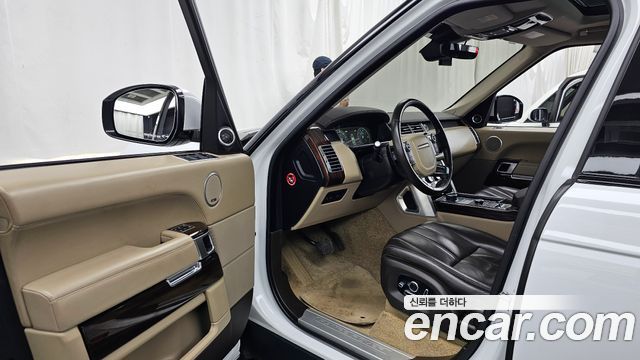 Land Rover Range Rover 2017 — photo 13