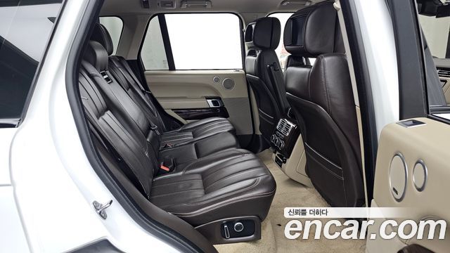 Land Rover Range Rover 2017 — photo 18