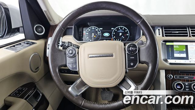 Land Rover Range Rover 2017 — photo 19