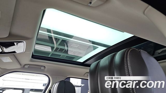 Land Rover Range Rover 2017 — photo 25
