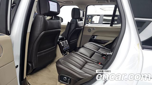 Land Rover Range Rover 2017 — photo 16