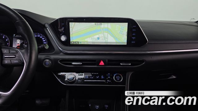 Hyundai Sonata 2022 — photo 14