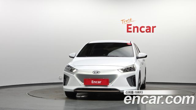 Hyundai Ioniq 2017 — photo 3