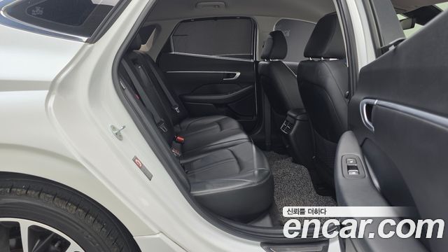 Hyundai Sonata 2020 — photo 12