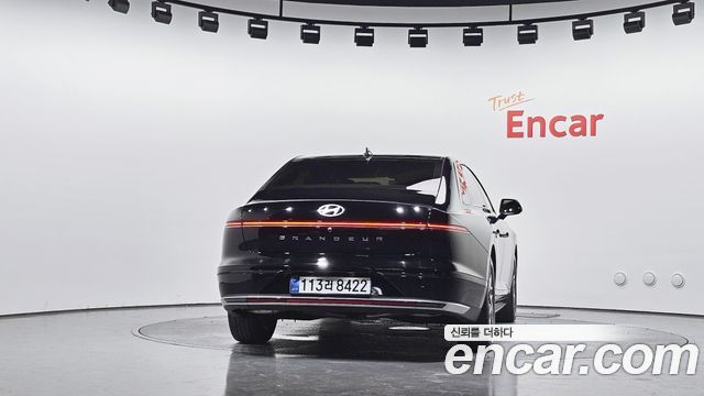 Hyundai Grandeur 2023 — photo 4