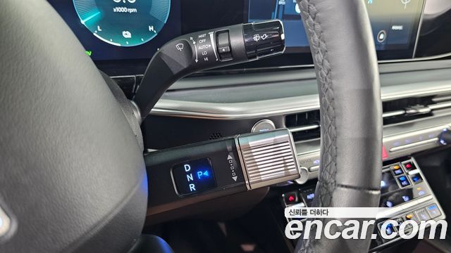 Hyundai Grandeur 2023 — photo 12