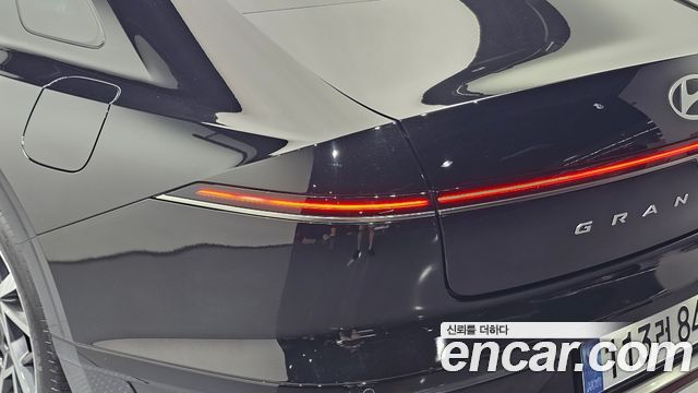 Hyundai Grandeur 2023 — photo 9