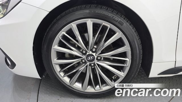 Hyundai Grandeur 2018 — photo 5